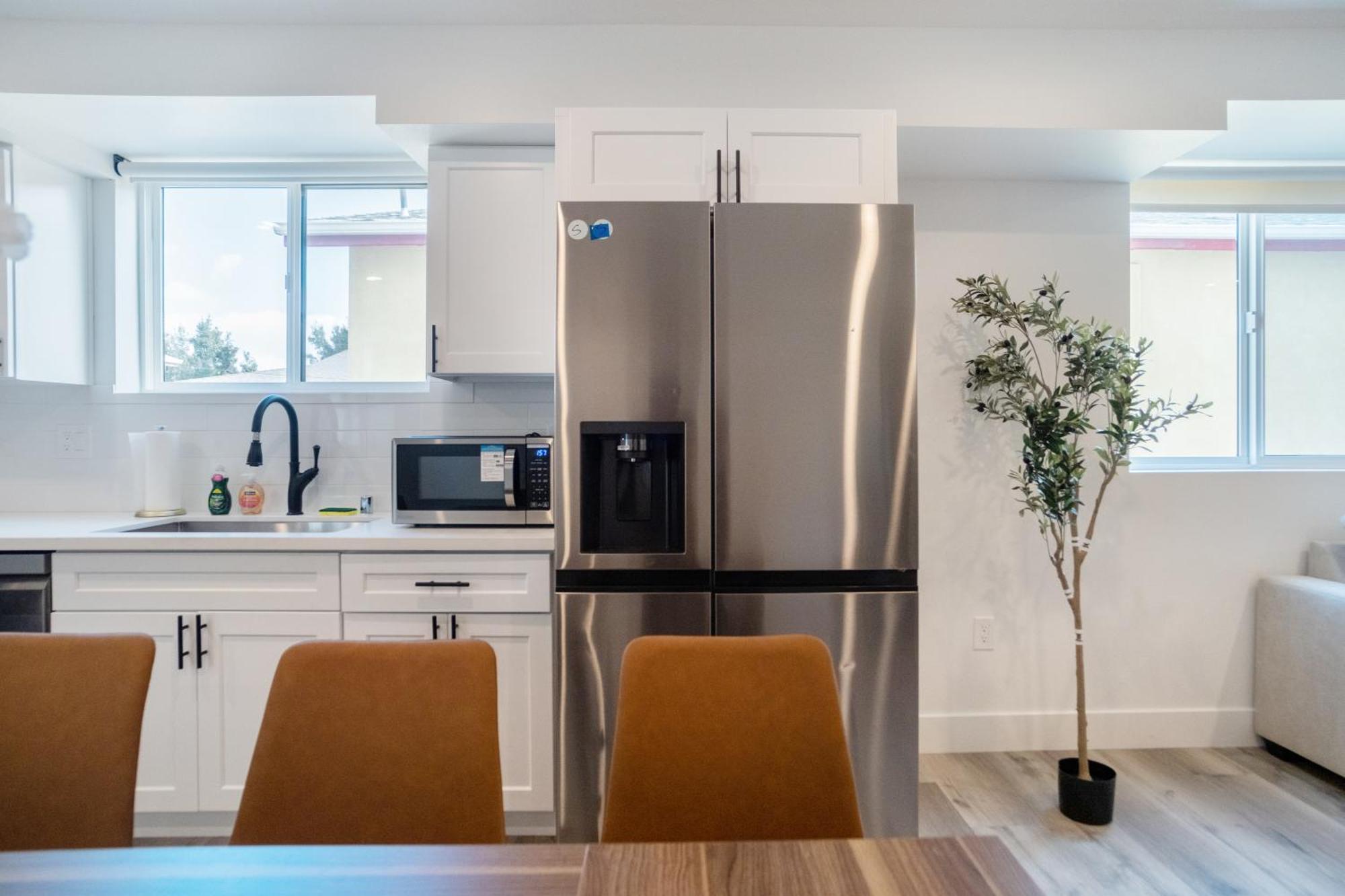 Stylish & Cozy Retreat Near Usc & Downtown La — Photos 3
